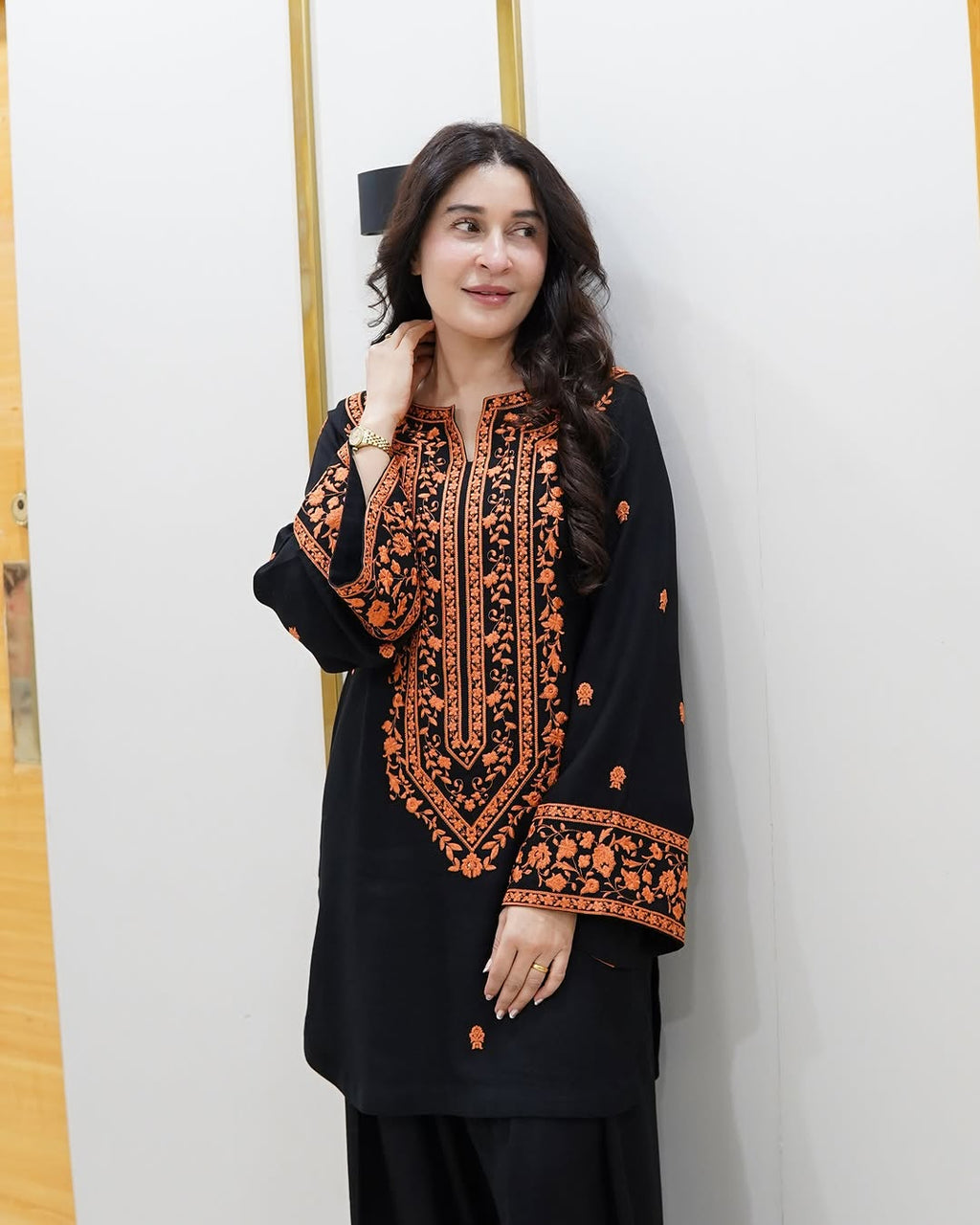 Sofia Brand Embroidered Stitched 2-Piece Suit